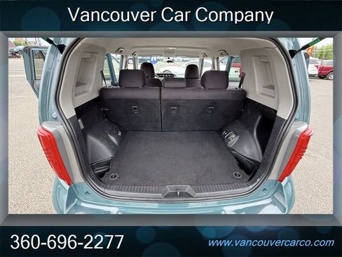 Used 2009 Scion xB FWD image 15
