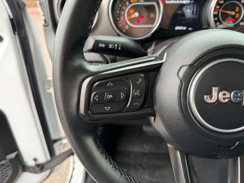 Used 2022 Jeep Wrangler Sport S image 16