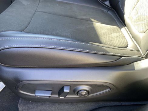 New 2026 Jeep Grand Cherokee Altitude image 10