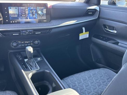 New 2026 Nissan Kicks SV w/ SV Premium Package FWD image 21