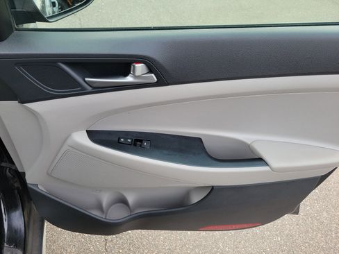 Used 2018 Hyundai Tucson Sport image 10