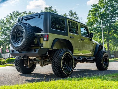 Used 2013 Jeep Wrangler Unlimited Sport AWD/4WD image 5