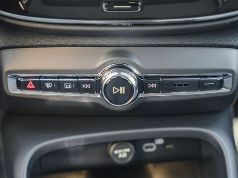 New 2026 Volvo XC40 B5 Ultra w/ Protection Package Premier image 23