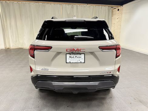 New 2026 GMC Terrain AT4 image 4