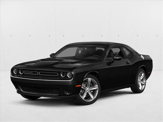 Used 2016 Dodge Challenger SXT RWD image 1