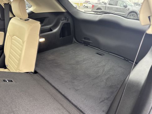 Used 2024 Ford Edge SEL w/ Convenience Package image 30