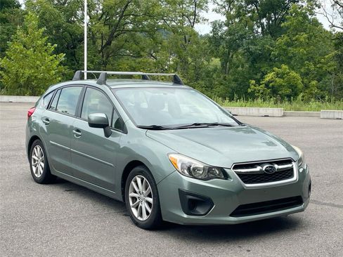 Used 2014 Subaru Impreza 2.0i Premium w/ All-Weather Package w/CVT AWD/4WD image 7