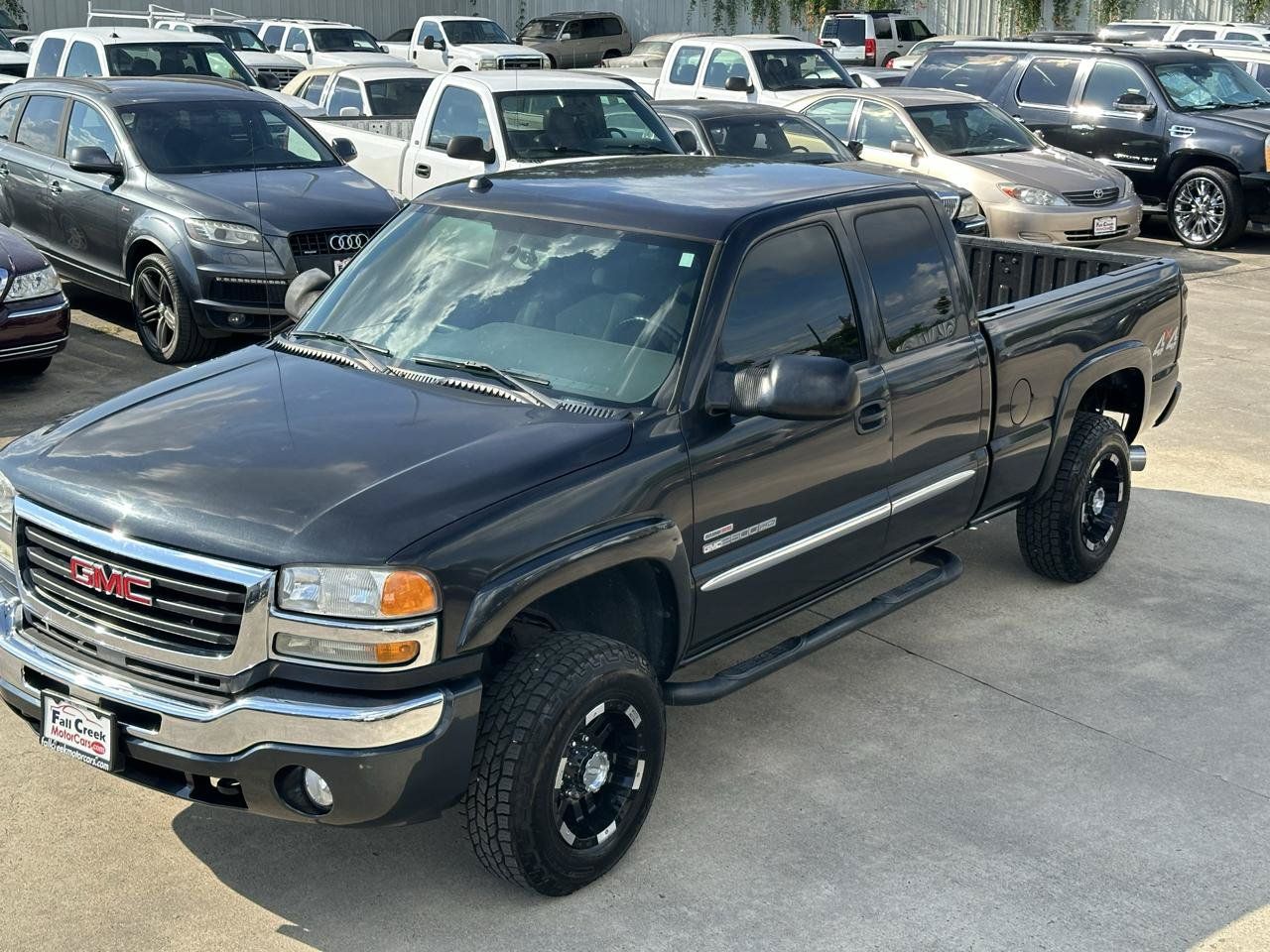 Used 2005 GMC Sierra 2500 SLE w/ Heavy-Duty Power Package AWD/4WD image 78