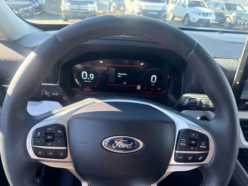 Certified 2025 Ford Explorer Active image 26