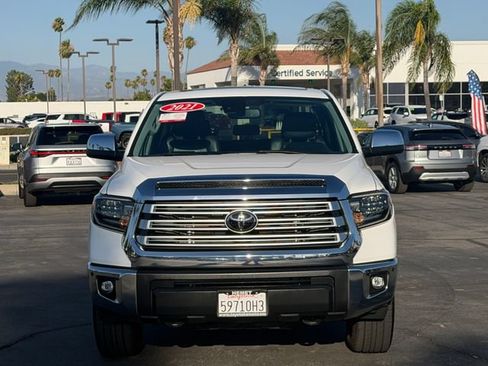 Used 2021 Toyota Tundra Limited w/ Limited Premium Package RWD image 2