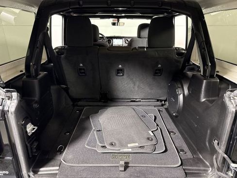 Used 2021 Jeep Wrangler Unlimited Sport image 16