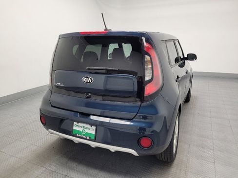 Used 2018 Kia Soul + FWD image 7