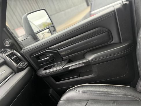 Used 2024 RAM 2500 Limited AWD/4WD image 41