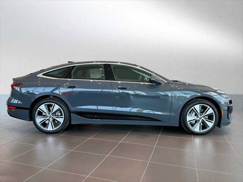 New 2025 Audi A6 e-tron Premium Plus image 6