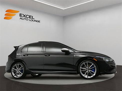 Used 2024 Volkswagen Golf R image 45