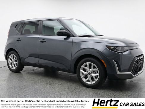 Used 2025 Kia Soul LX w/ LX Technology Package image 1