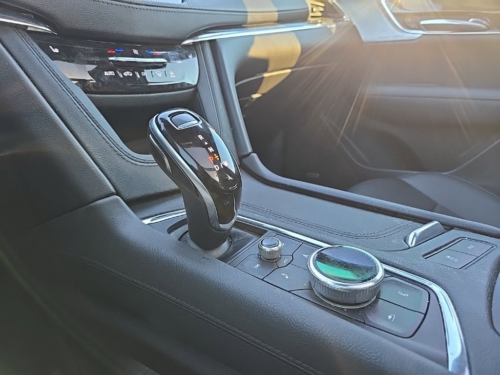 Used 2020 Cadillac XT5 Premium Luxury AWD/4WD image 31