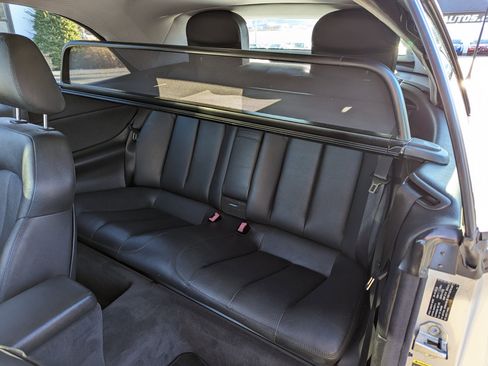 Used 2002 Mercedes-Benz CLK 320 2dr Cabriolet 3.2L image 36