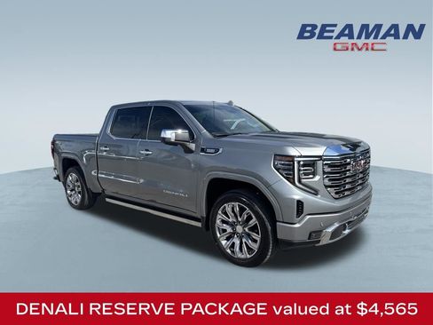 Used 2025 GMC Sierra 1500 Denali w/ Denali Reserve Package AWD/4WD image 1