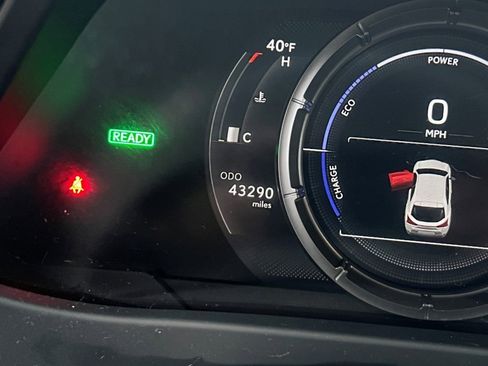 Used 2023 Lexus UX 250h F Sport image 26