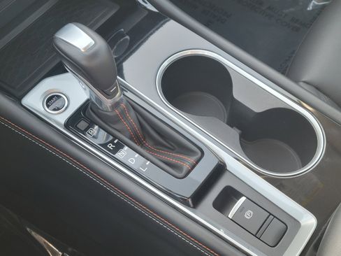 Used 2024 Nissan Altima 2.5 SR w/ SR Premium Package image 29