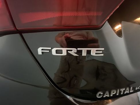 Used 2023 Kia Forte LXS FWD image 25