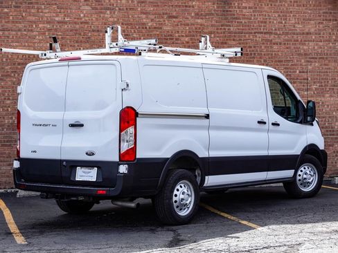 Used 2023 Ford Transit 150 Low Roof AWD image 9