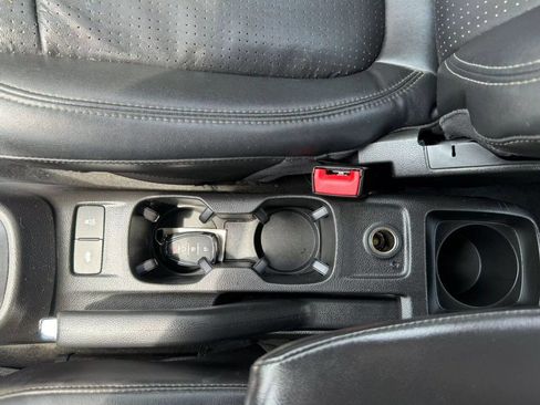 Used 2020 Chevrolet Sonic Premier image 28