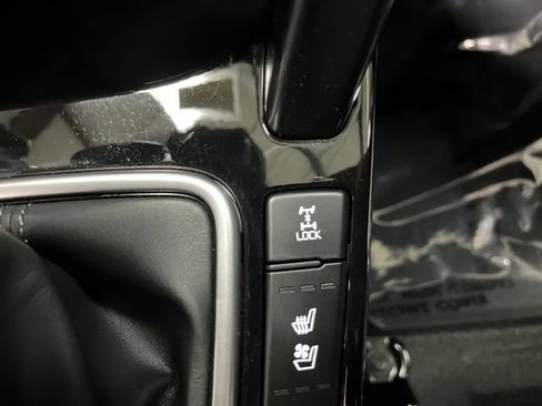 Used 2024 Kia Seltos SX w/ SX Sunroof Package image 24