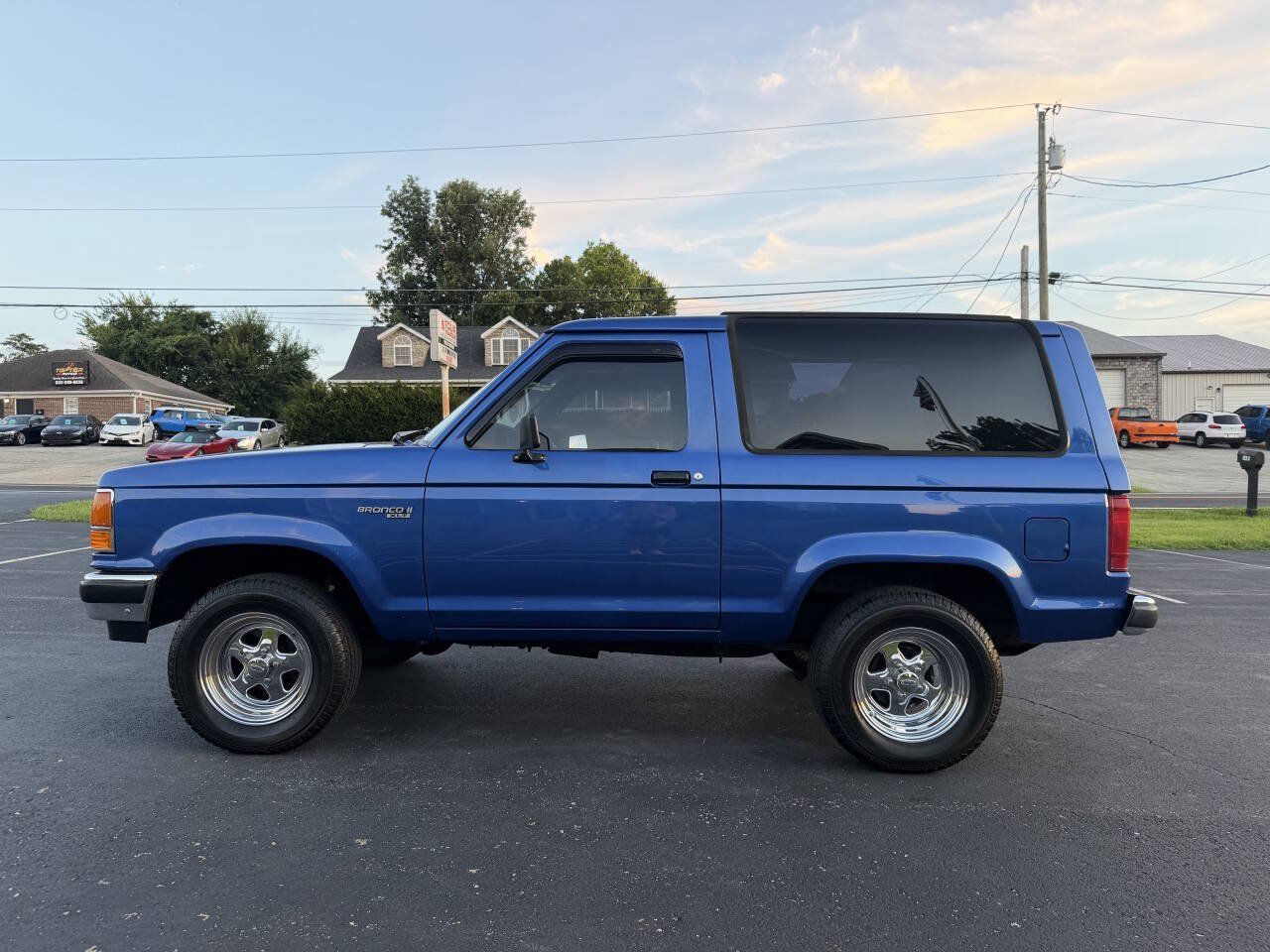 Used 1990 Ford Bronco II 2WD image 3