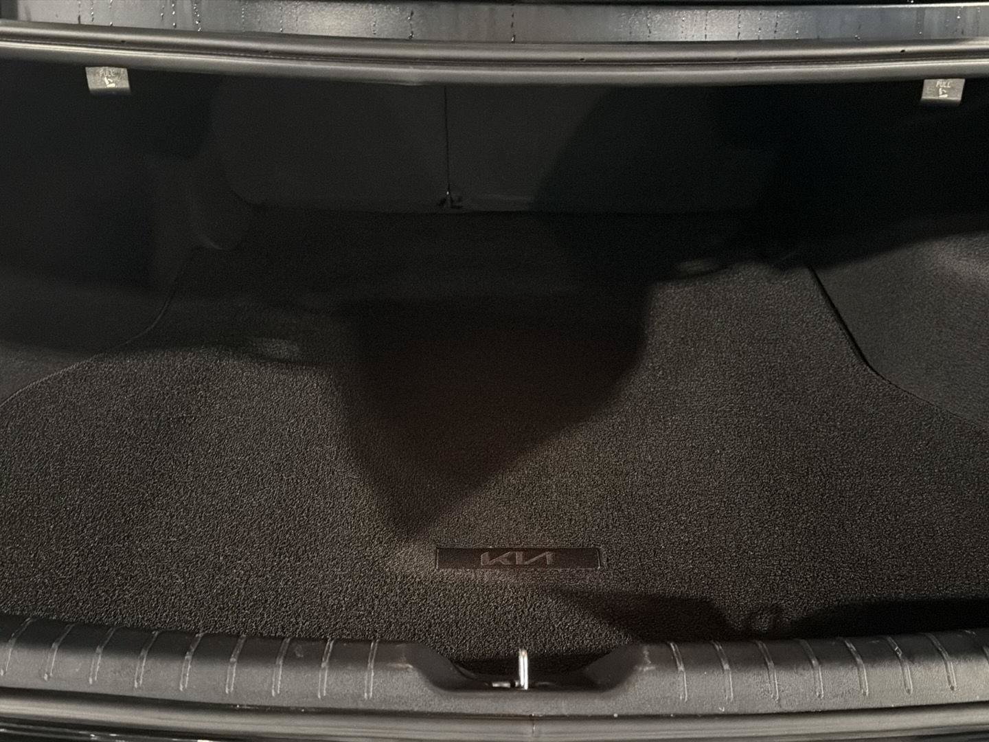 Used 2025 Kia K4 EX FWD image 32