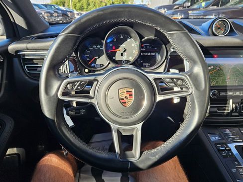 Used 2019 Porsche Macan image 23