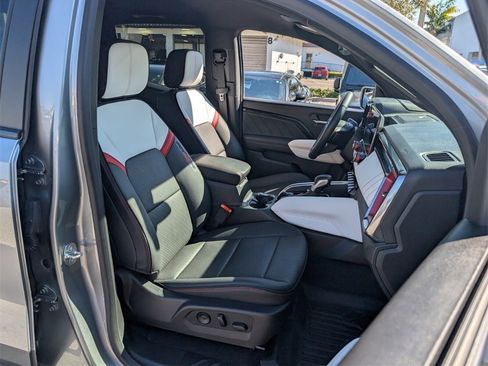 Used 2024 GMC Canyon AT4X image 20