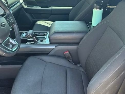 Used 2024 Ford F150 XLT w/ XLT Black Appearance Package RWD image 17