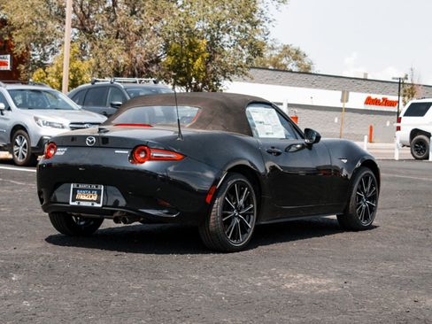 Used 2025 MAZDA MX-5 Miata Grand Touring w/ Weather Package RWD image 5