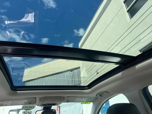 Used 2023 GMC Terrain Denali w/ LPO, Floor Liner Package AWD/4WD image 30