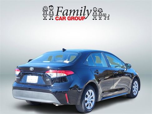 Certified 2024 Toyota Corolla LE image 4