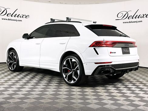 Used 2022 Audi RS Q8 w/ Carbon Optic Package image 4