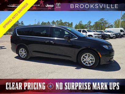 Used 2022 Chrysler Voyager LX