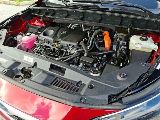 Certified 2022 Toyota Highlander XLE AWD/4WD image 27