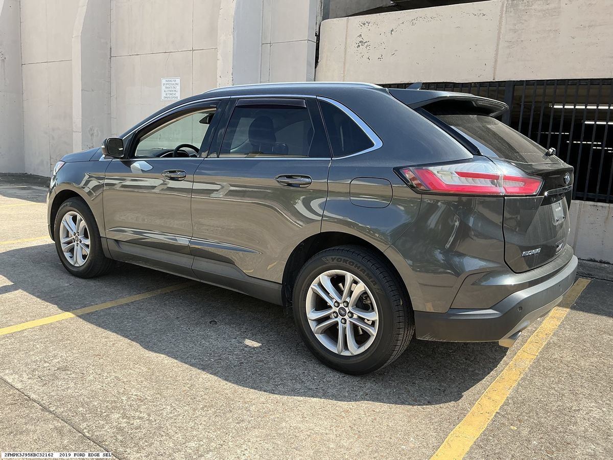 Used 2019 Ford Edge SEL w/ Equipment Group 201A FWD image 5