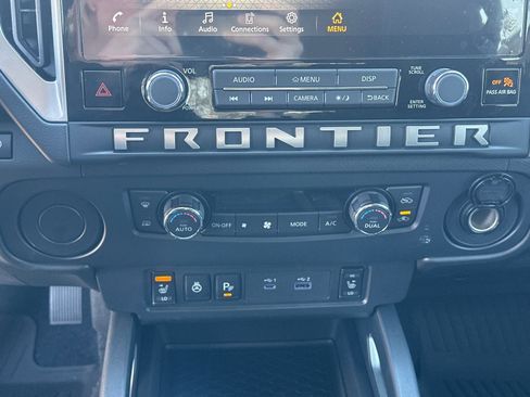 New 2026 Nissan Frontier SV image 29
