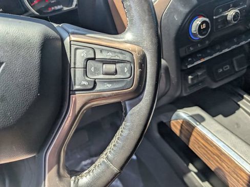 Used 2020 Chevrolet Silverado 1500 High Country w/ Technology Package AWD/4WD image 19
