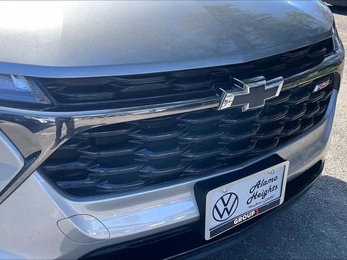 Used 2024 Chevrolet Trax RS w/ Driver Confidence Package image 31