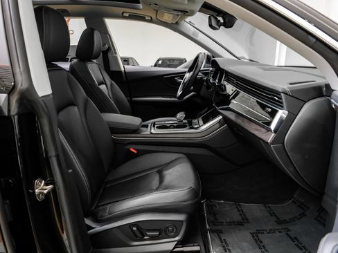 Used 2023 Audi Q8 Premium Plus w/ Premium Plus Package image 36