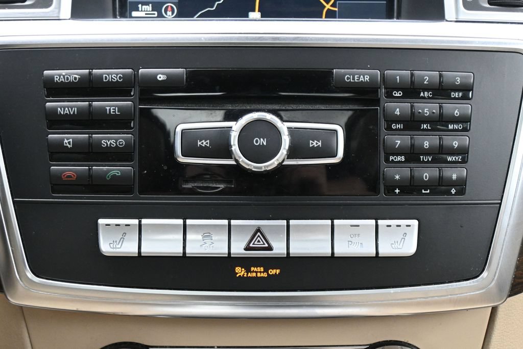 Used 2014 Mercedes-Benz GL 450 4MATIC image 23
