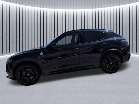 Used 2024 Alfa Romeo Stelvio Quadrifoglio AWD/4WD image 12