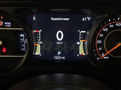 Used 2024 Jeep Wrangler Unlimited Rubicon AWD/4WD image 15
