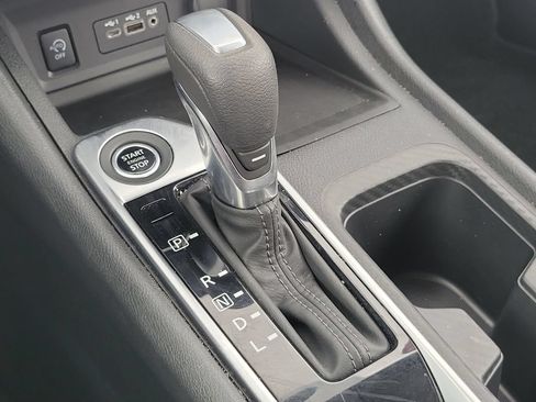 Used 2024 Nissan Sentra SV w/ Trunk Package FWD image 32
