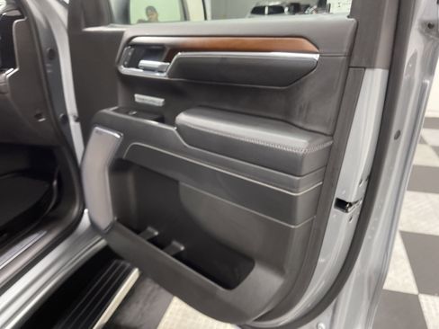 Used 2025 GMC Sierra 1500 Denali w/ Denali Reserve Package image 23